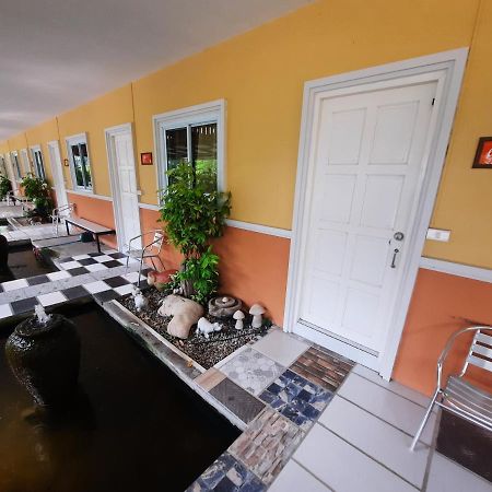 Fancy Carp Resort Cha-Am Extérieur photo