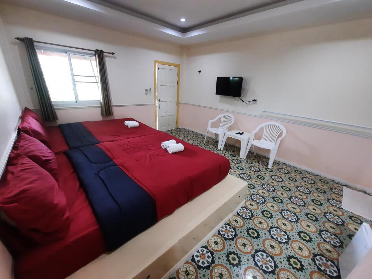 Fancy Carp Resort Cha-Am Extérieur photo