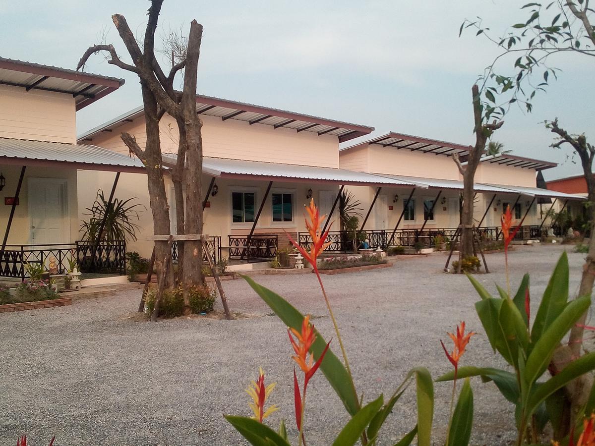 Fancy Carp Resort Cha-Am Extérieur photo