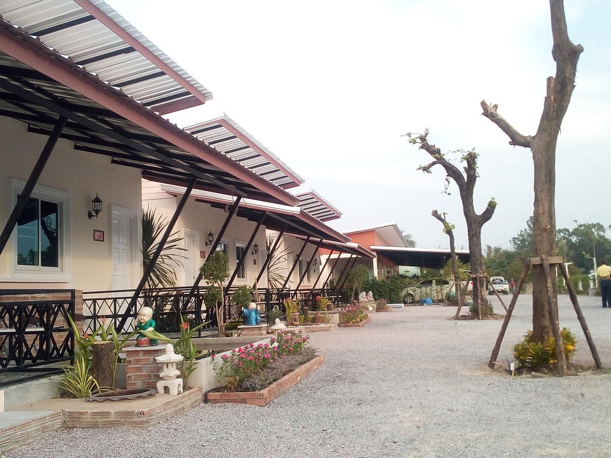 Fancy Carp Resort Cha-Am Extérieur photo