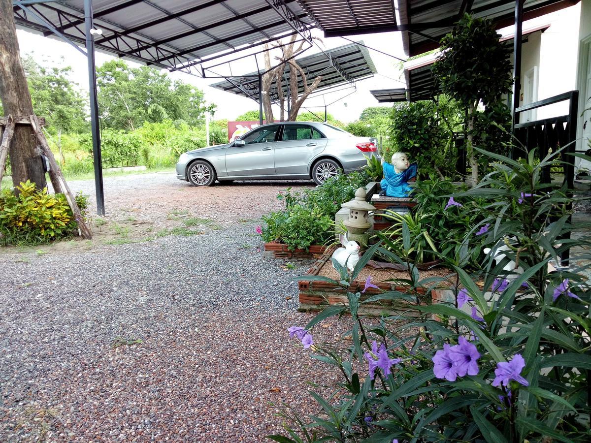 Fancy Carp Resort Cha-Am Extérieur photo